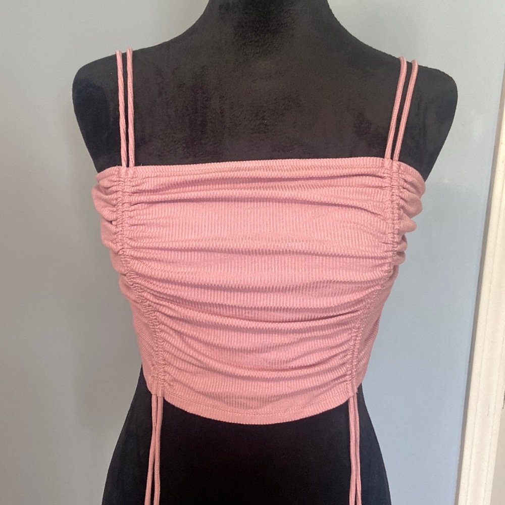 Le Lis Ruched Crop Top